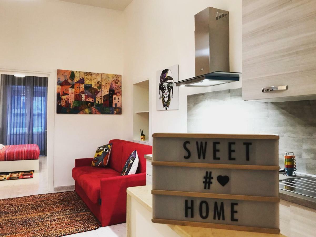 Casa G&G Pignasecca 2 Nel Cuore Di Napoli Bagian luar foto